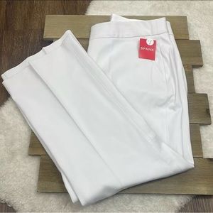 Spanx Women’s On-the-Go Kick Flare Pant White Stretch Size Medium Tall NWT